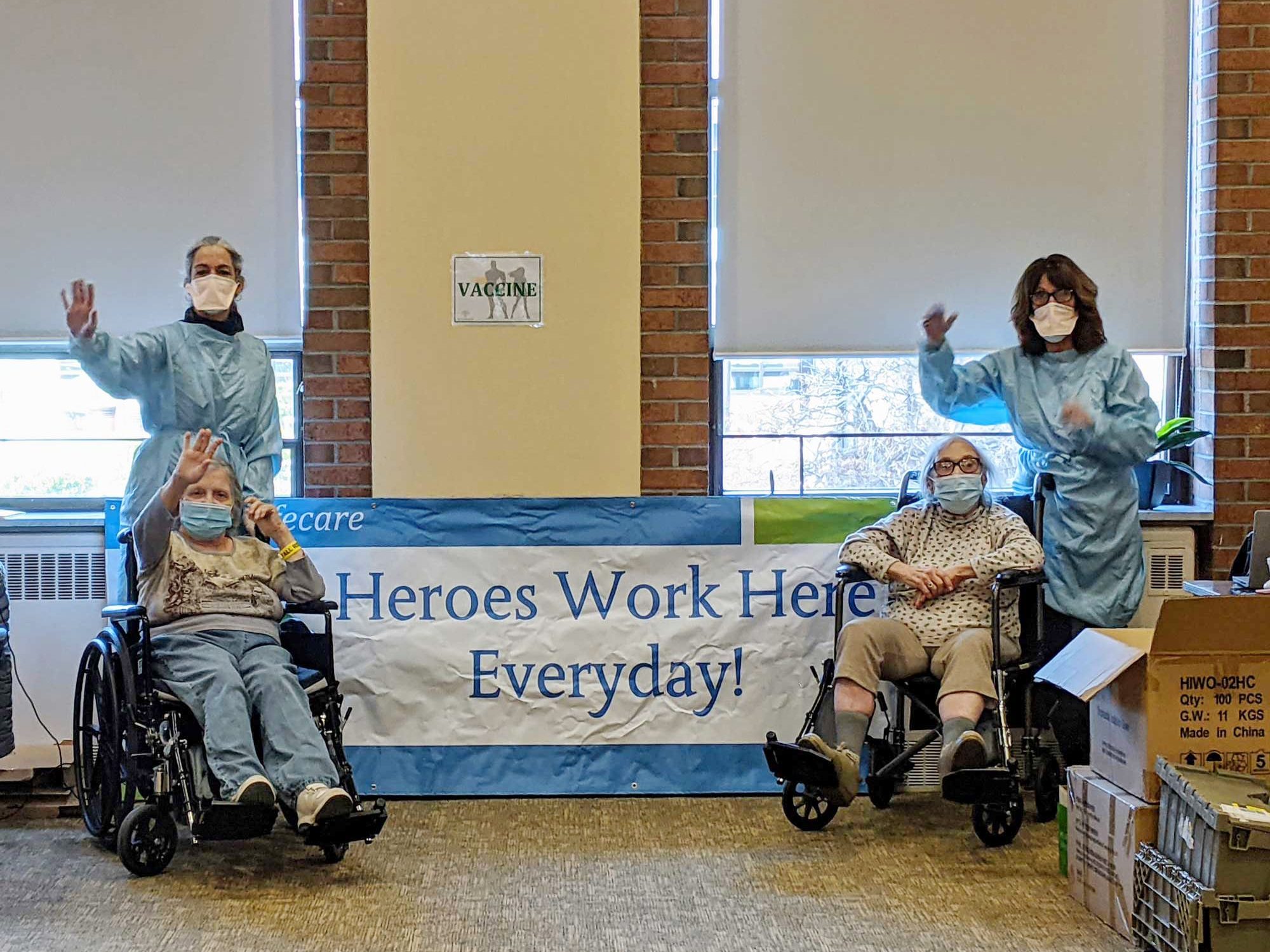 Hero banner with two residents and two staff members of JGS Lifecare